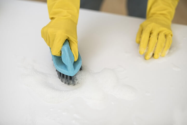 removing urine odor from mattress